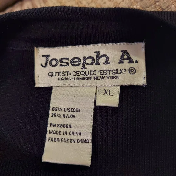 Joseph A Black 3/4 Sleeve Woman's top Elegant  Stones around chest Size XL - Picture 6 of 6